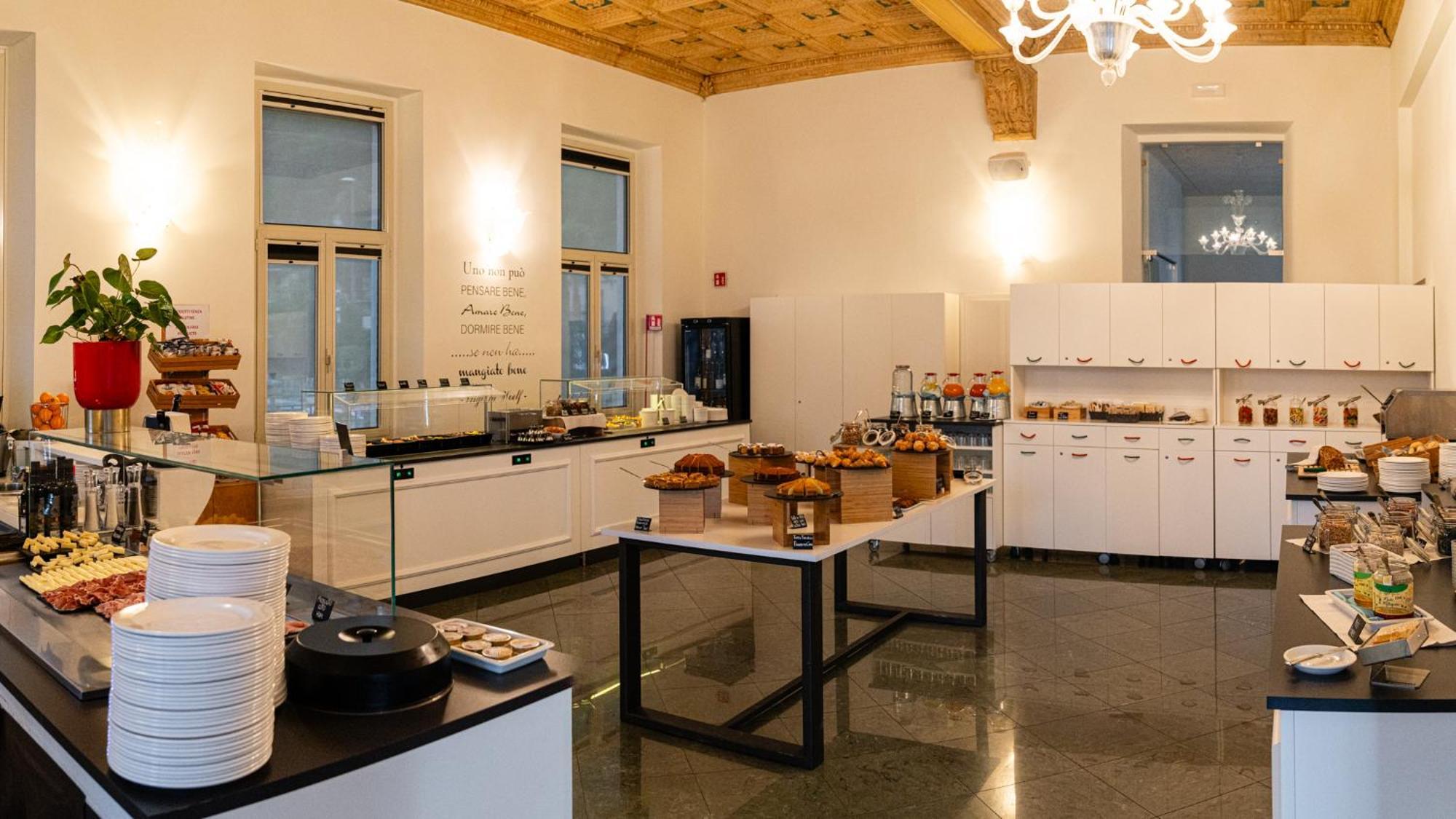 Araba Fenice Hotel 4*