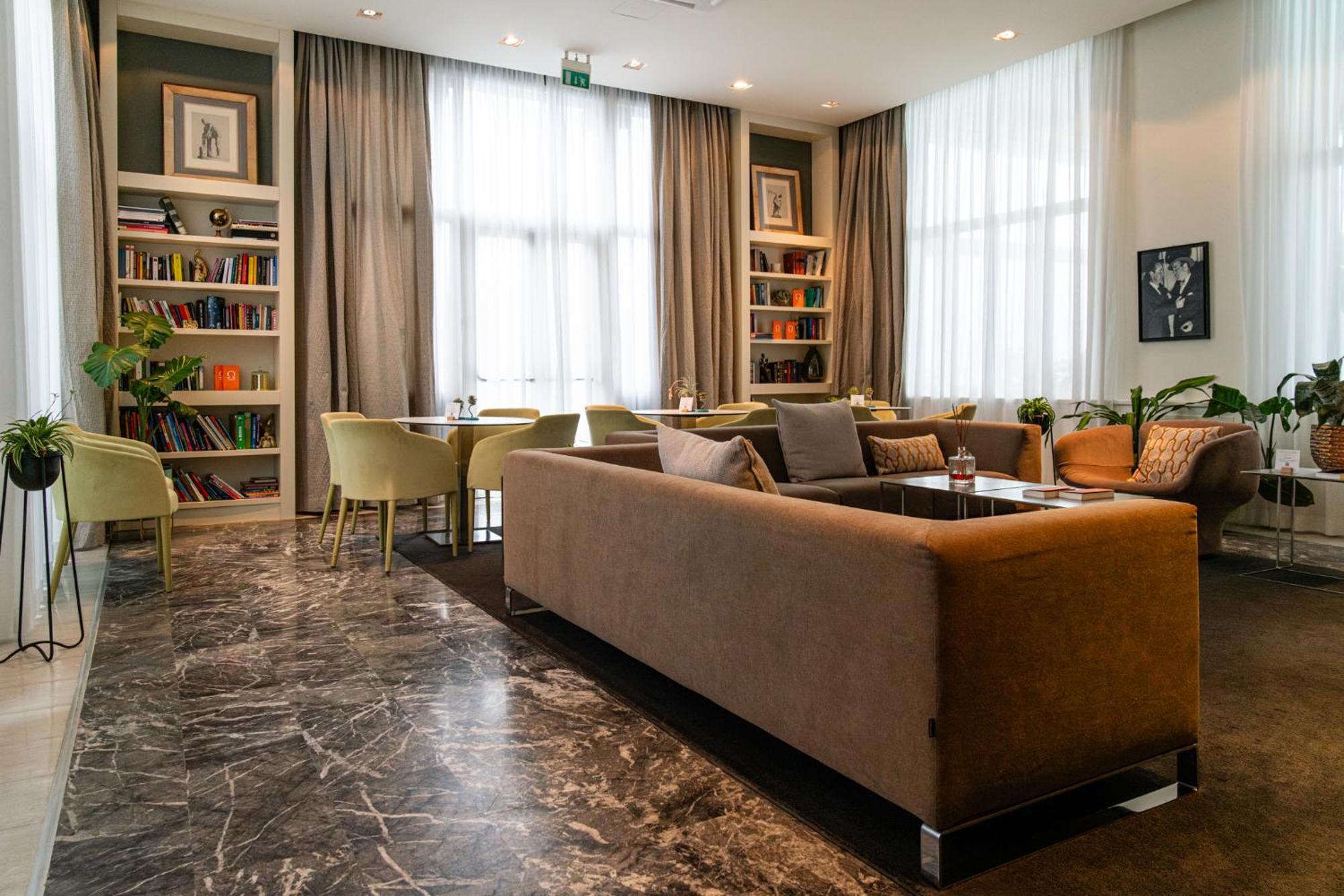 Araba Fenice 4* Iseo